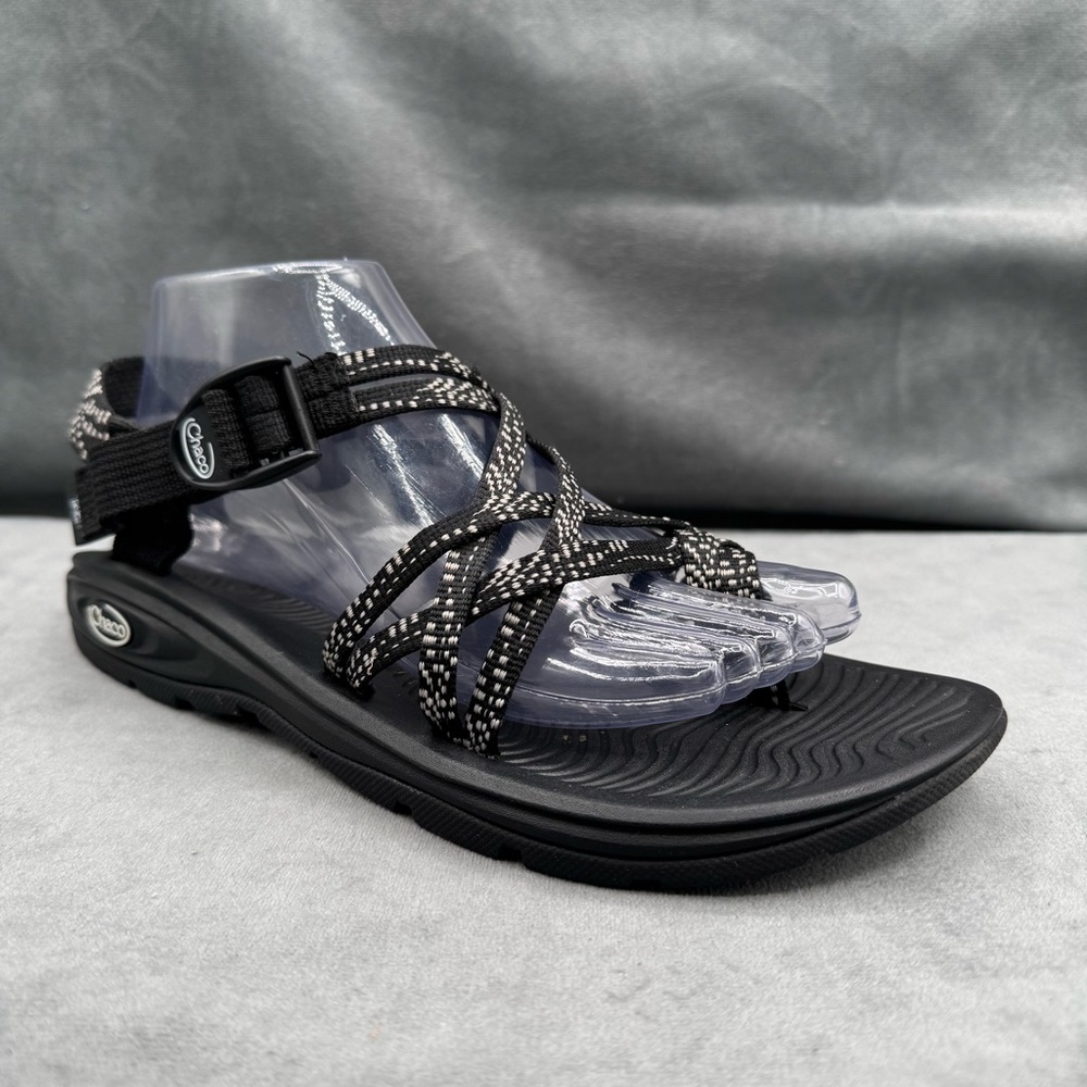 Chaco Z/Volv‎ X2 Women’s Sandals Size 10 Black/White